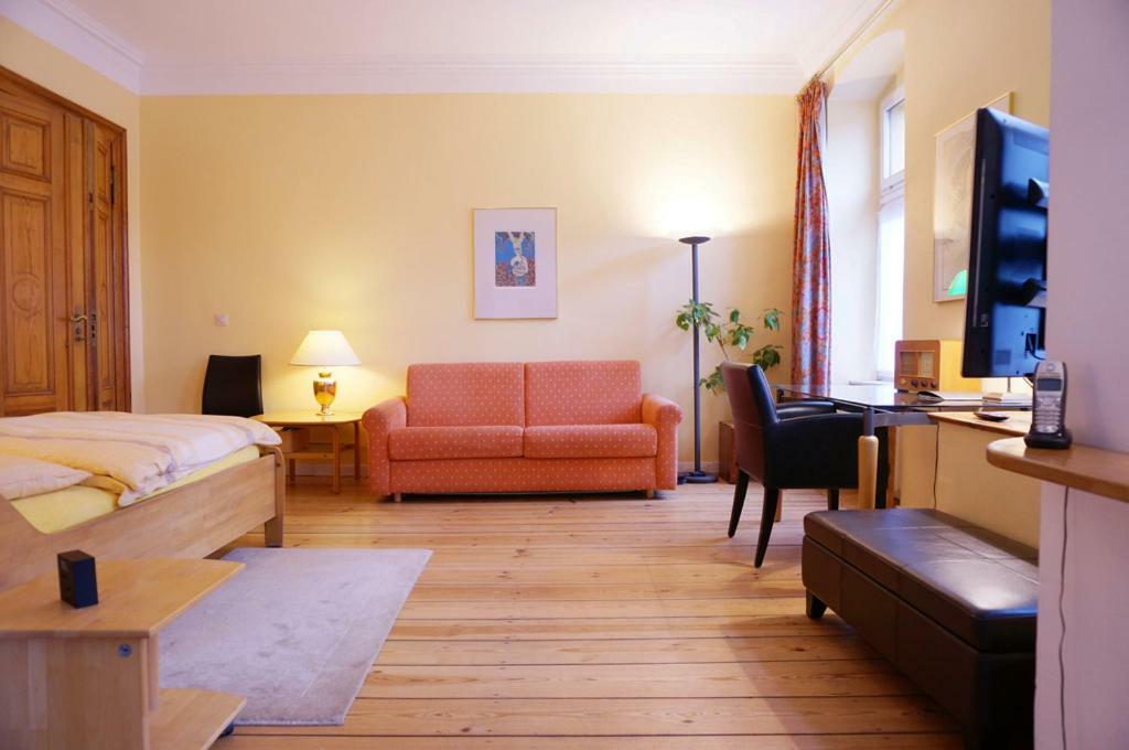 Eigenart Appartement Berlim Exterior foto